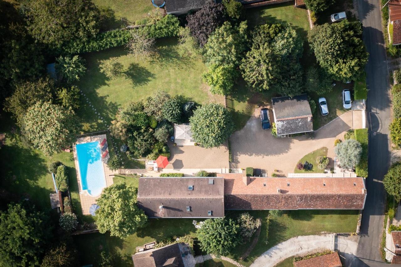 Le Clos De La Rousseliere Francueil Exterior photo